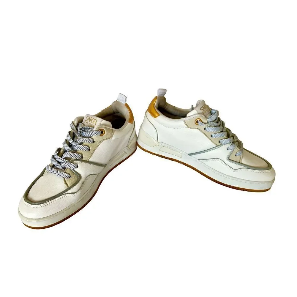 SNKR Project Mens Lafayette Leather Low Top Lace Up, White/Gold Size 8 TV Worn